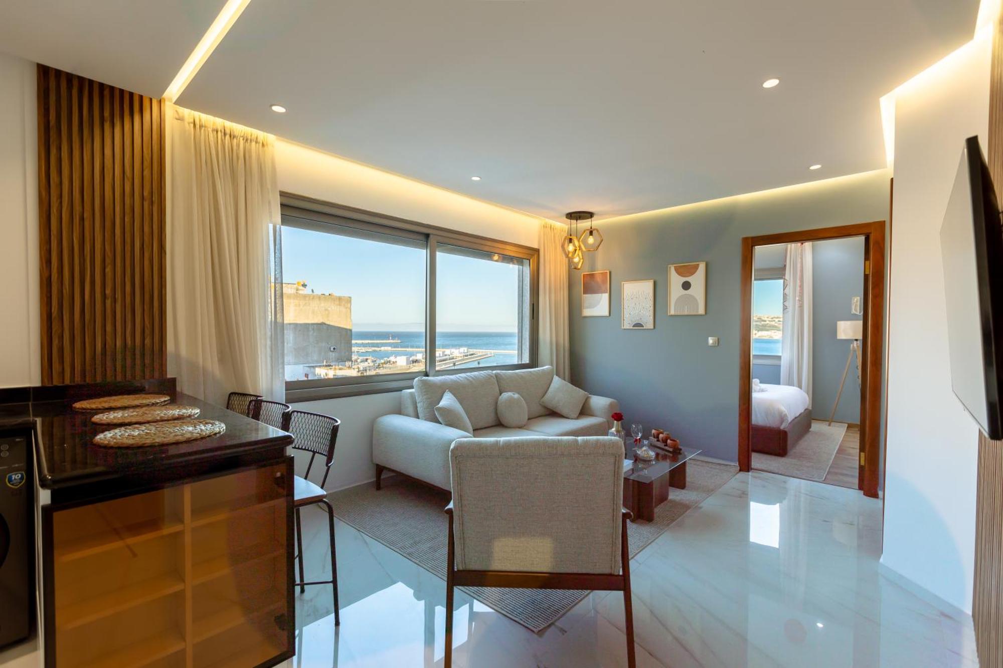 Marina View Residence Luxurious Studio Retreat With Stunning Ocean Views 1 Double Bedroom, 1 Convertible Couch Tangier Exterior photo